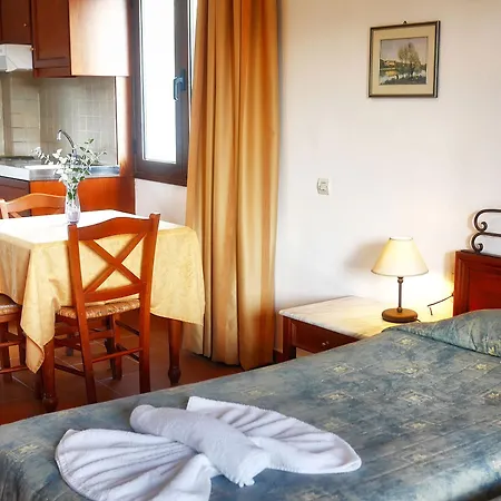 Apart Otel Areti 2*