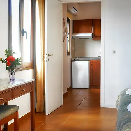 Areti 2* Χανιά